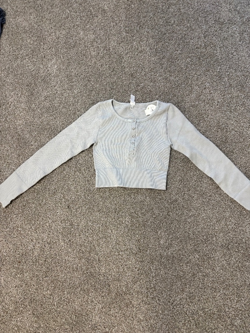 Offline by Aerie Grey Waffle Knit Long Sleeve Top Size M